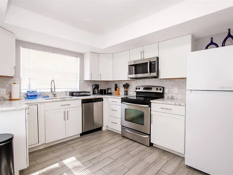 1004 Osage St — Photo 11
