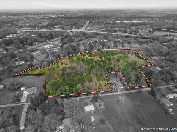 103 Reynolds St, Naples, TX 75568