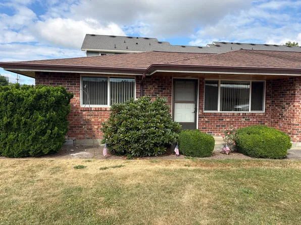 2728 Warner Ave #2728, Enumclaw, WA 98022