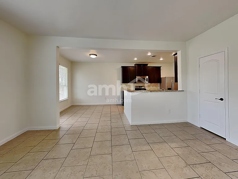 12712 Shoreline Dr — Photo 5