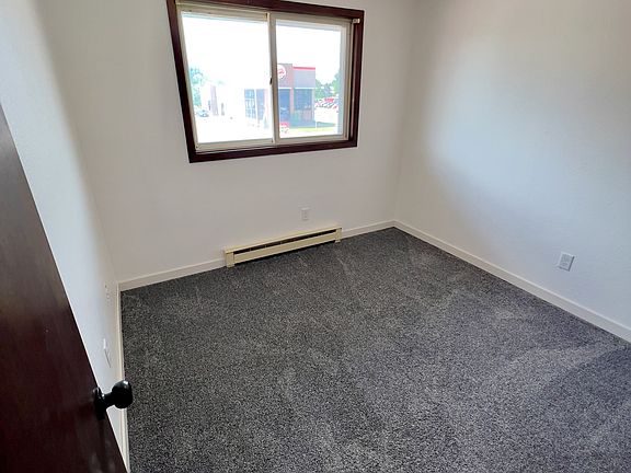 5th image of 313 1st St E #1