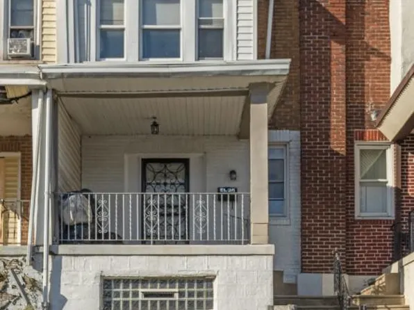 5620 N Warnock St, Philadelphia, PA 19141