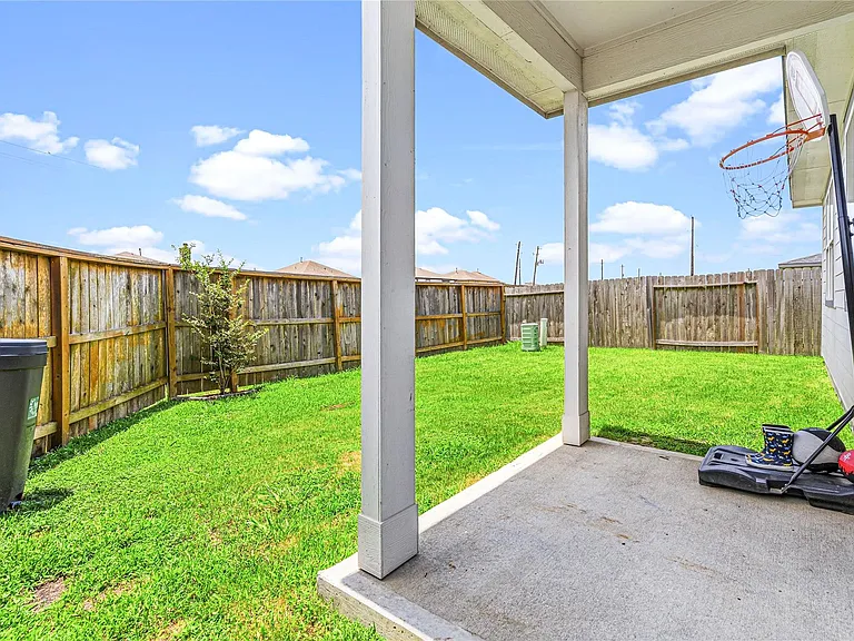 12566 Fleet River Rd — Photo 24