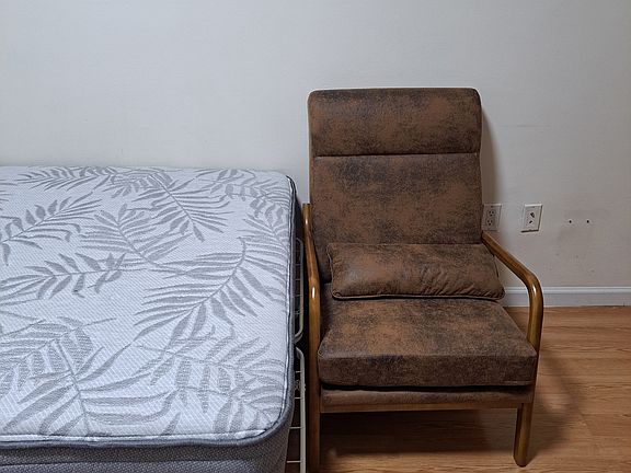 4th image of 216 W 100th St APT 1226