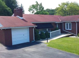 11 Weber St, Jeannette, PA 15644