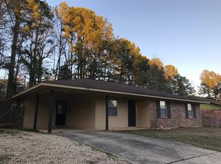 901 Laura Ln, Ruston, LA 71270