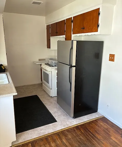 5416 Vantage Ave #5 — Photo 17