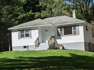 14 Corkscrew Rd, Barryville, NY 12719