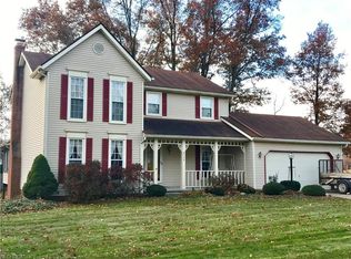 2734 Hartwood Cir, Stow, OH