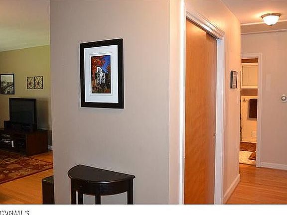 2nd image of 5001 Monumental St