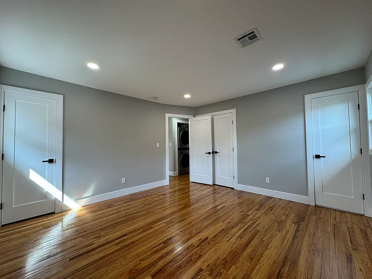 203 Westervelt Pl #2 — Photo 16