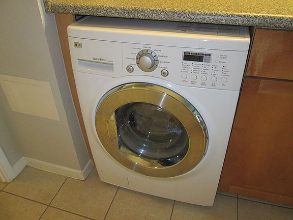 4th image of 75 S Reynolds St APT 409