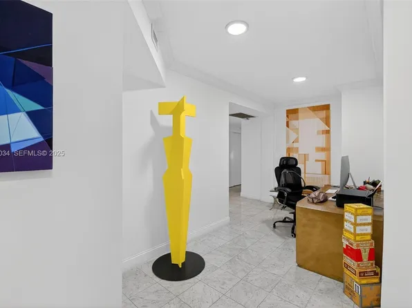 181 Crandon Blvd APT 106, Key Biscayne, FL 33149
