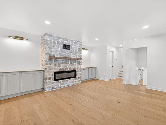 2nd image of 2291 Cooks Rd