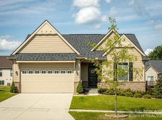 8389 Ardmoor Dr, Ypsilanti, MI 48198