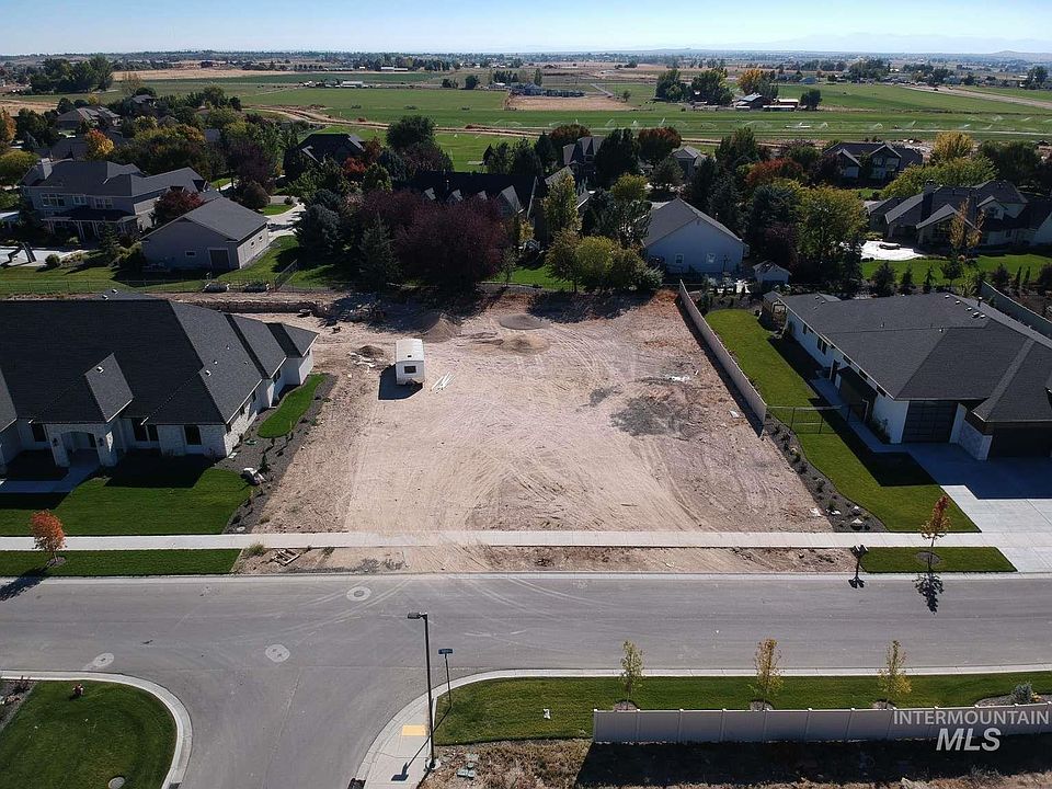 1st image of 3729 E Vadonia Ln