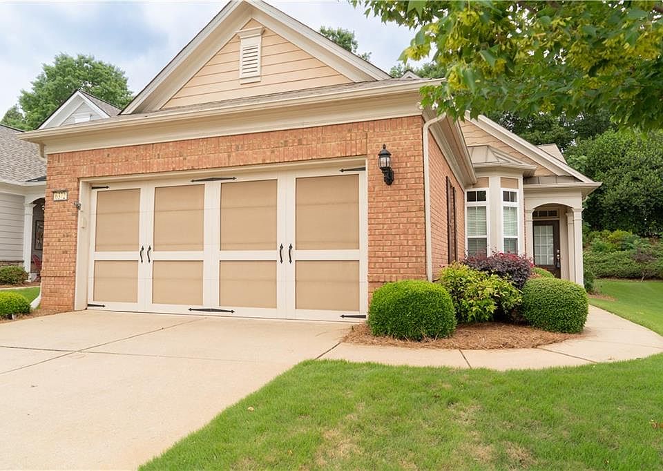 1st image of 6372 Rockpoint Ln