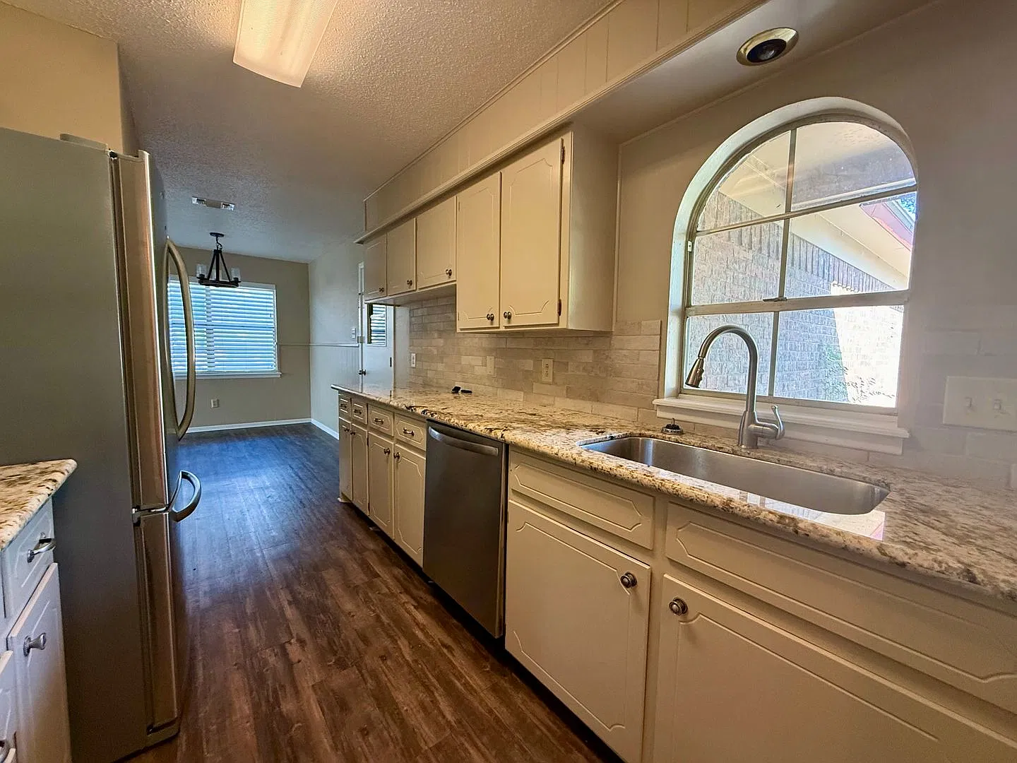 Great House — Photo 3
