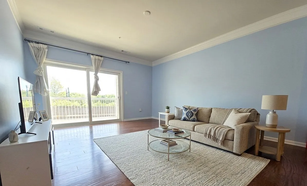 1 bed, 1026 sqft, $2,800 — Photo 1