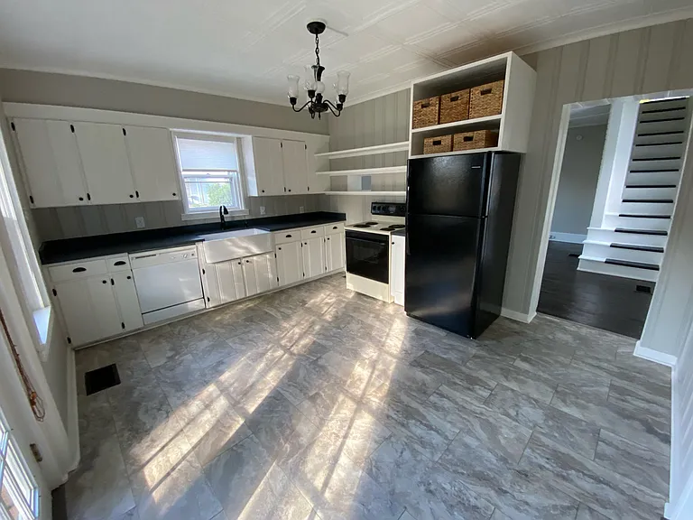 618 E Vine St #618 — Photo 3