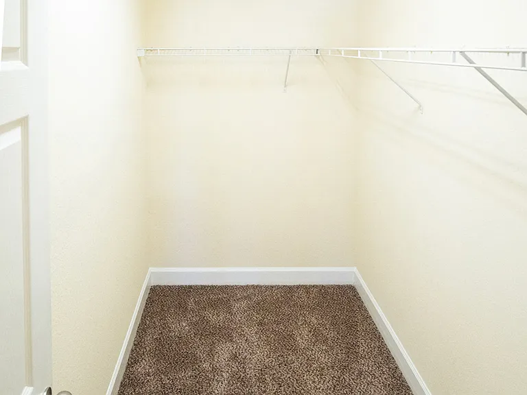 Cypress Pointe — Photo 13