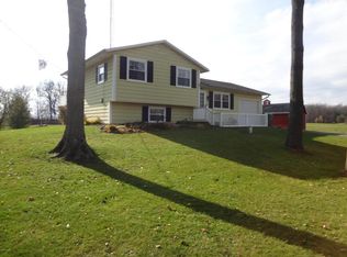 19863 Dutch Settlement St, Cassopolis, MI 49031