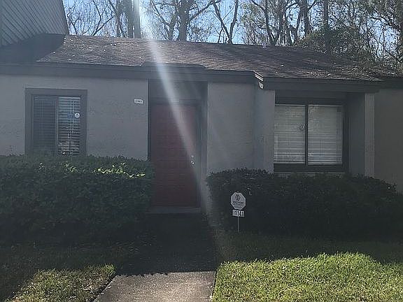 3rd image of 8300 Plaza Gate Ln