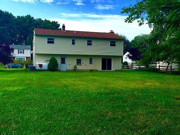 3rd image of 3308 Pierson Dr