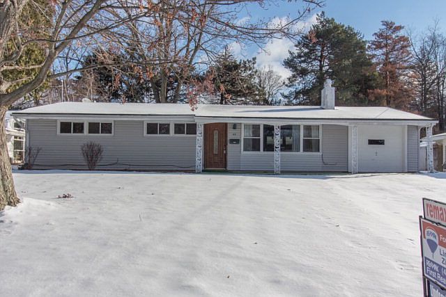 1st image of 45 Westgate Dr