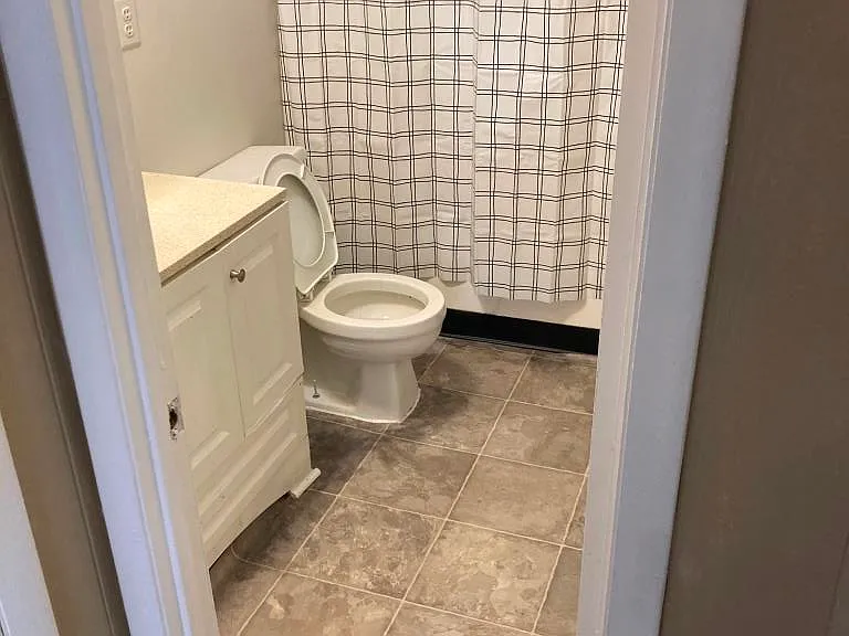 506 Lakeside St #C — Photo 17