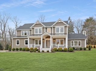 25A Fairmount Rd, New Providence, NJ 07974