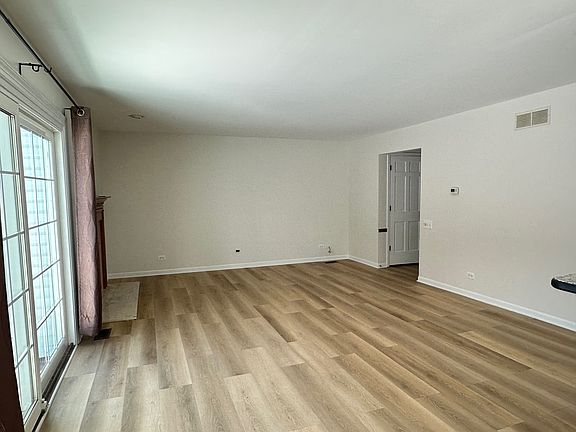 5th image of 1712 Napoleon Dr #1
