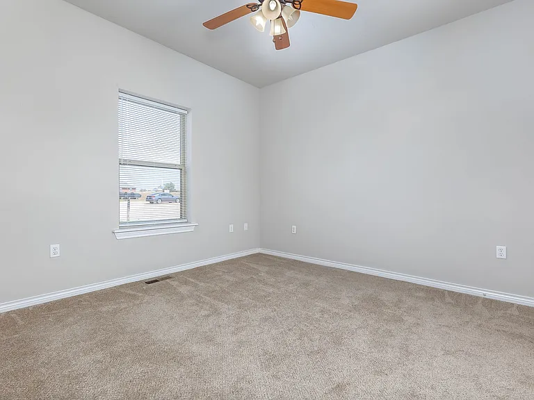 Walnut Creek Apartment Homes — Photo 25