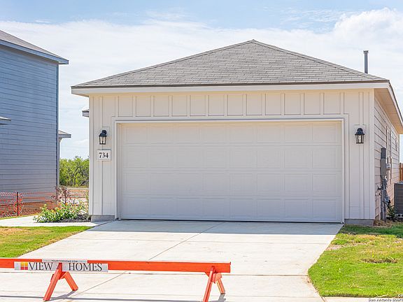 3rd image of 734 Bellamy Drive