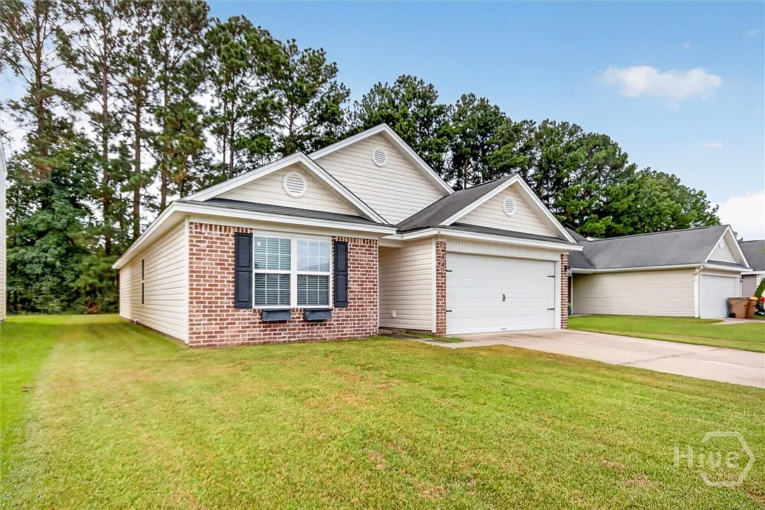 3 bed, 2.0 bath, 1524 sqft, $2,000 — Photo 3