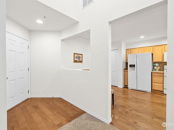 3rd image of 6420 Lindsay Avenue SE #3C