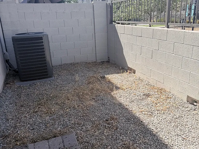 2236 W Laurie Ln — Photo 25
