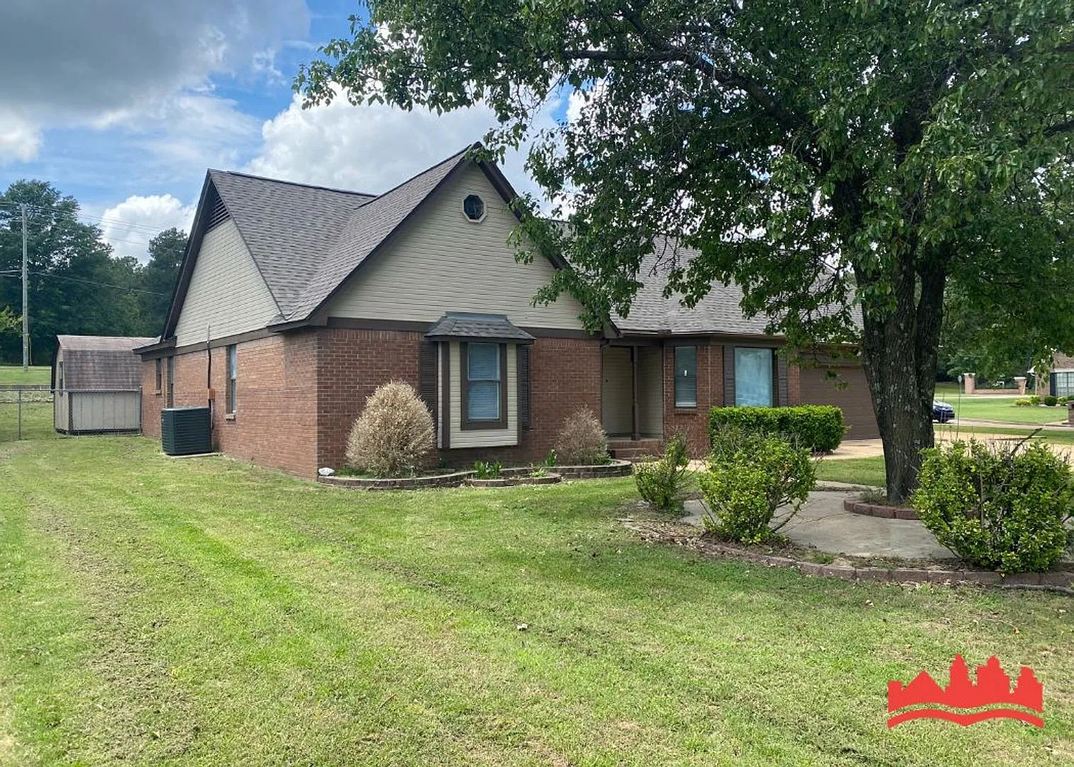Welcome to 7211 Grove Park Rd! — Photo 2