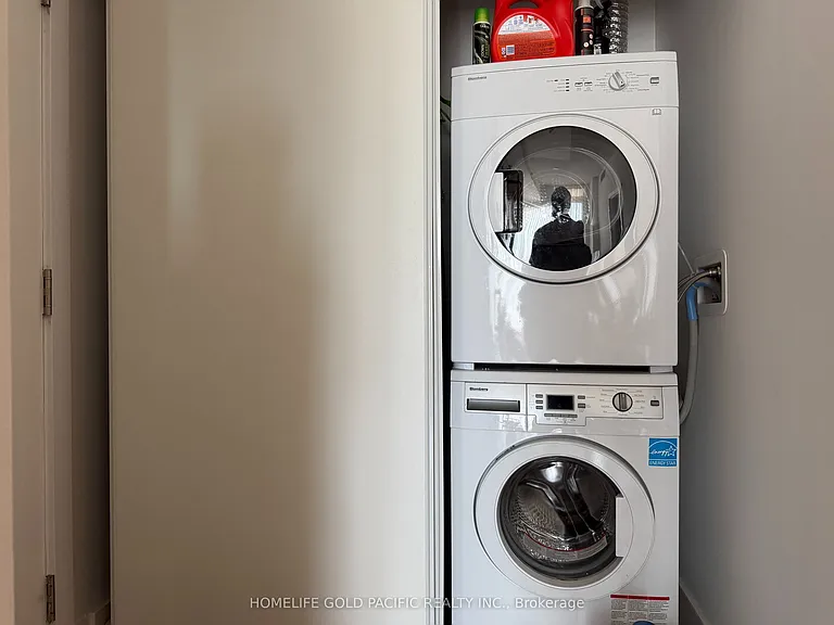 128 Fairview Mall Dr #601 — Photo 8