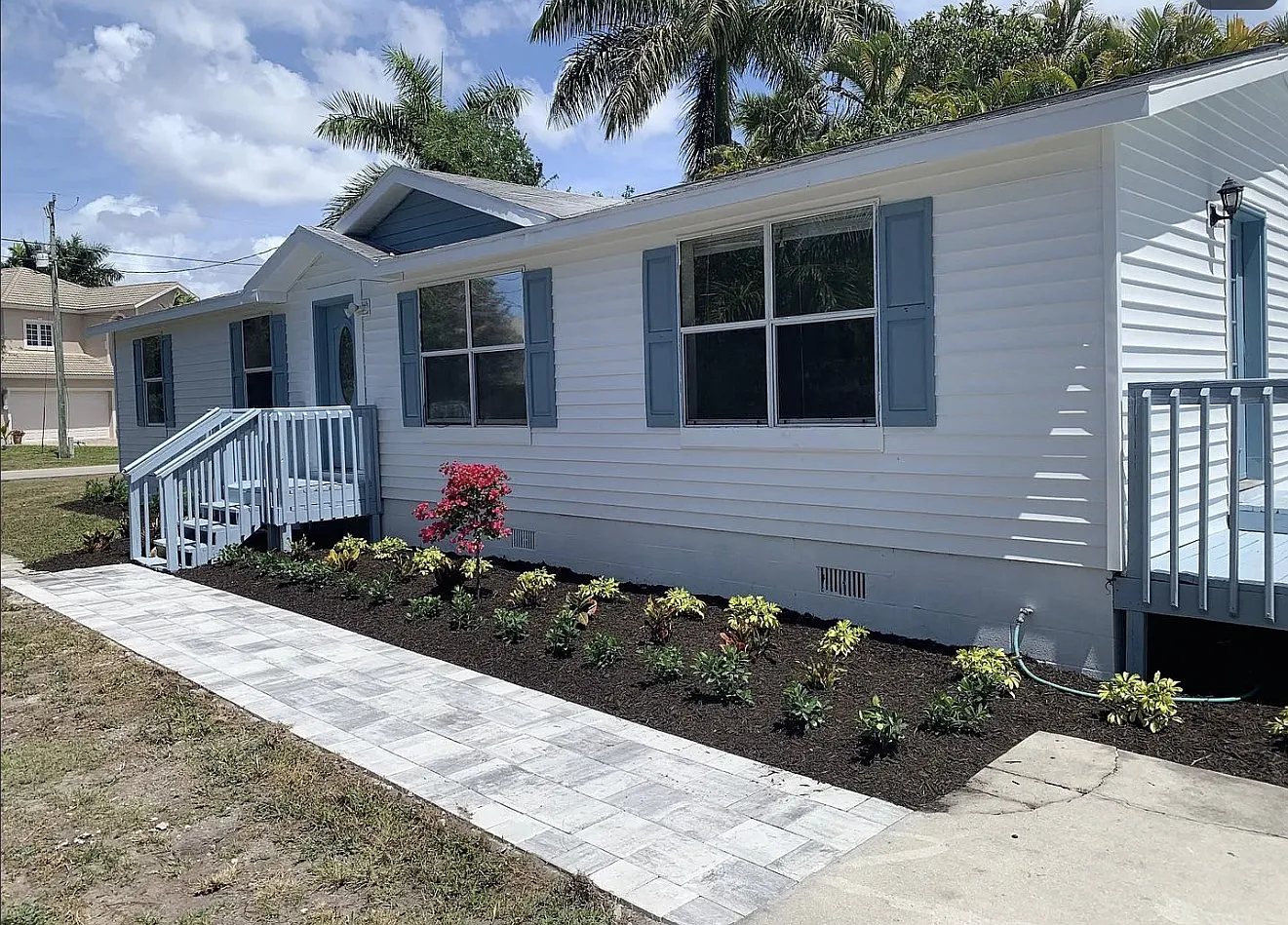 4 bed, 1344 sqft, $1,000 — Photo 2