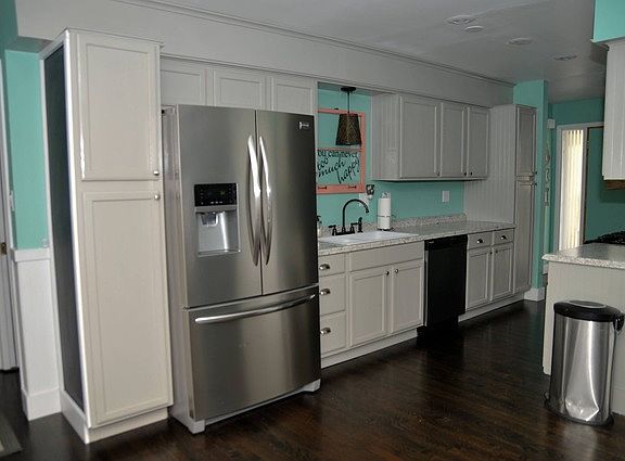 2nd image of 10404 Kedvale Ave