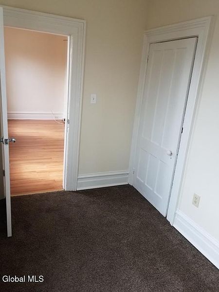 2nd image of 8 Saratoga Avenue