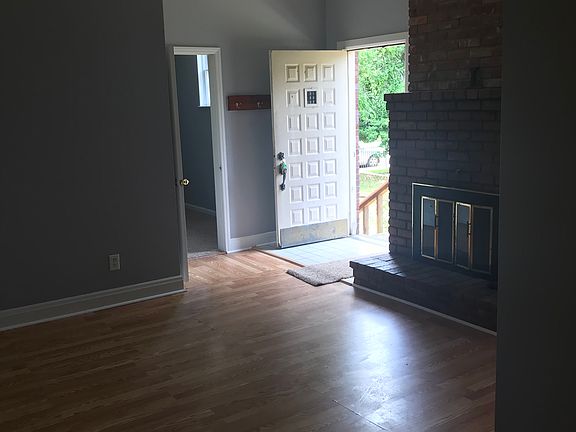 5th image of 1514 Lee St E APT A