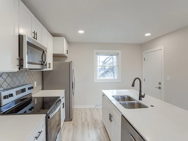 12455 Weir St — Photo 14