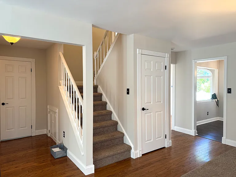 7 Watson Dr — Photo 3