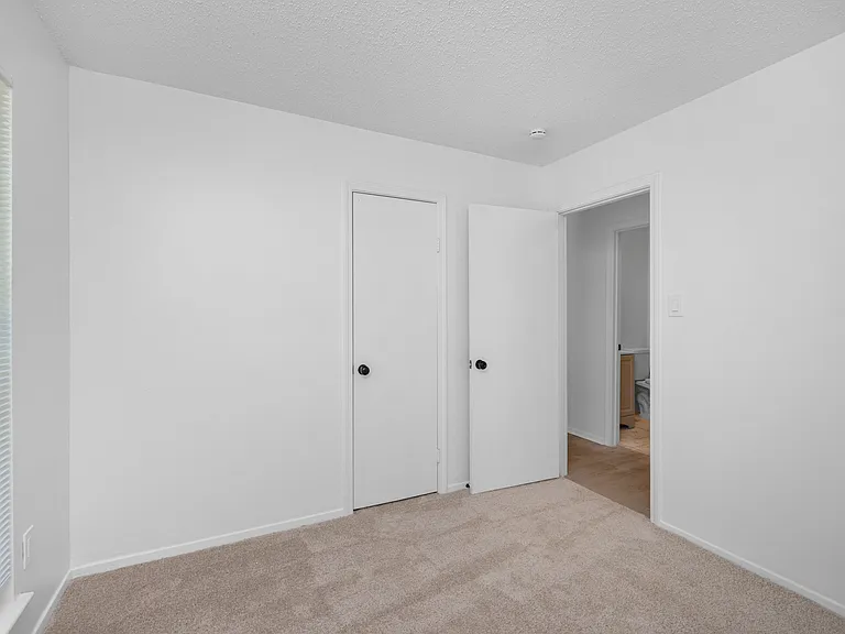 5340 Lakeview Cv — Photo 25