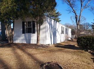 70 Timber Ln, West Wareham, MA 02576