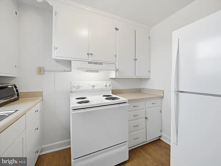 310 N Potomac St #3N — Photo 9