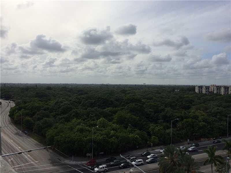1st image of 13499 Biscayne Blvd APT 1107