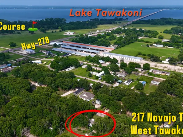 217 Navajo Trl, West Tawakoni, TX 75474